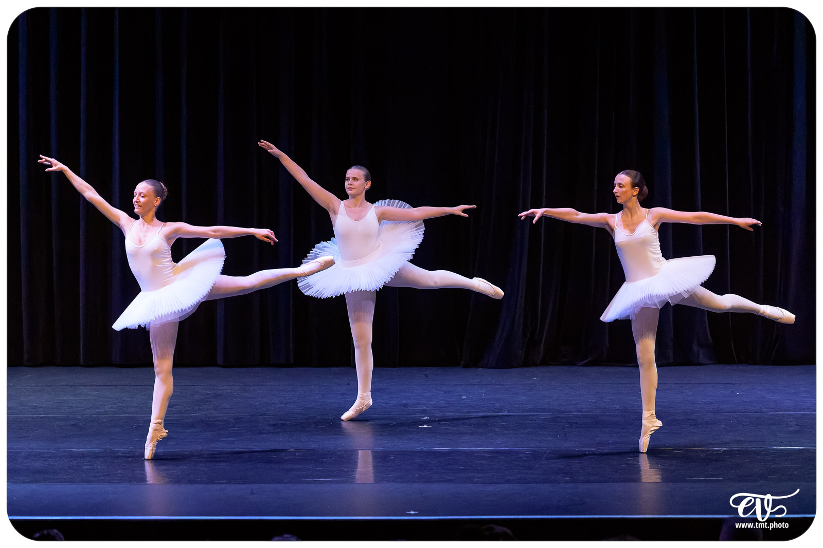 ECOLE DE DANSE CÉCILE ADAMOW